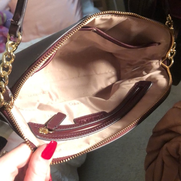 Calvin Klein Saffiano Burgundy Crossbody Chain Bag - Picture 5 of 5